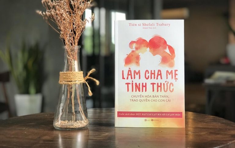 Làm cha mẹ thức tỉnh – cuốn sách hay nhất định phải đọc