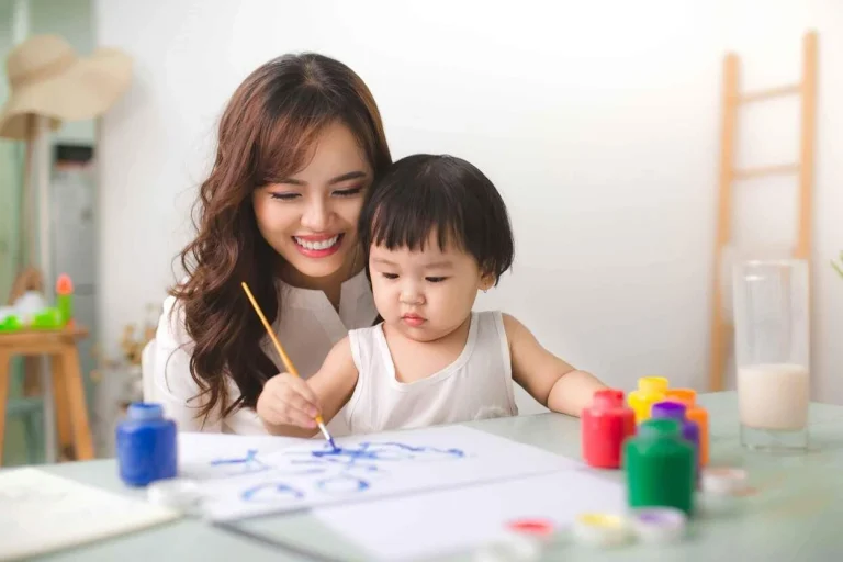 Các giai đoạn phát triển quan trọng trong những năm đầu đời