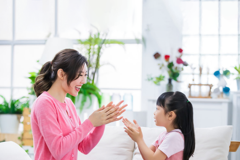 Nuôi dạy con 10 tuổi: Cha mẹ cần dạy con những gì để phát triển toàn diện
