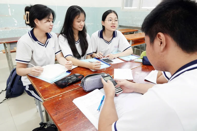 Dừng dạy thêm, học thêm: Phụ huynh mừng, lo lẫn lộn