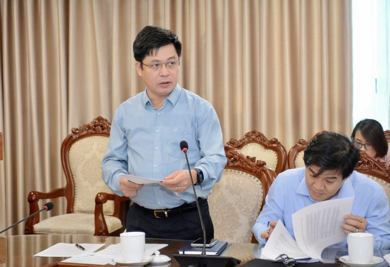 Ôn thi cuối cấp là trách nhiệm của trường, không phải dạy thêm thu phí