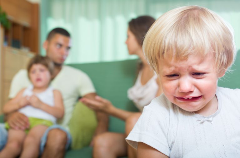 10 câu nói “vội vàng” lúc tức giận dễ làm trẻ tổn thương, ba mẹ cần tránh